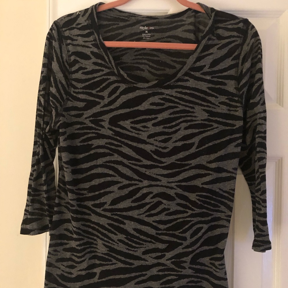 Style and co sheer shirt